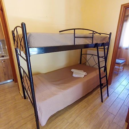Helen'S Home Милина Екстериор снимка