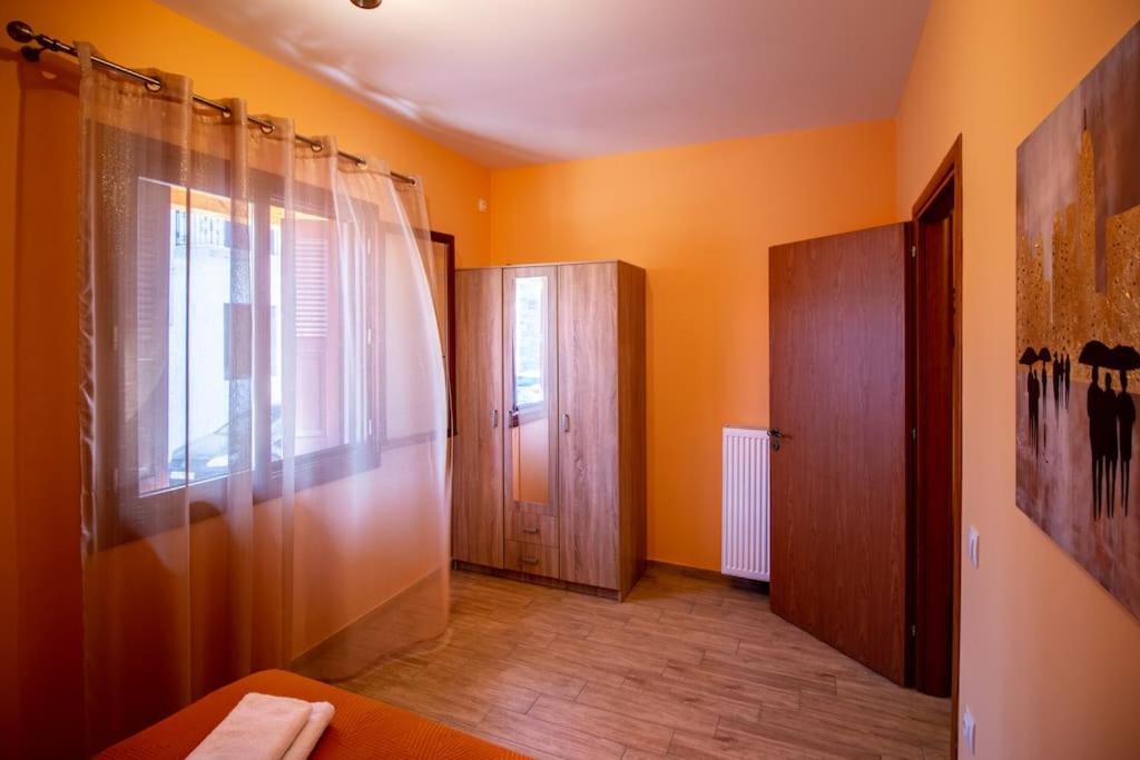 Helen'S Home Милина Екстериор снимка